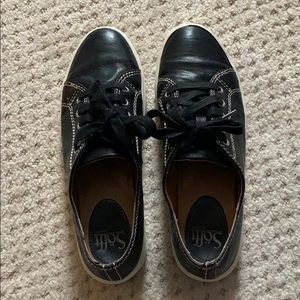 Sofft brand lace up black leather shoes.